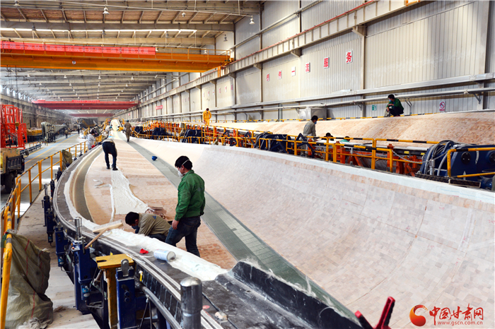 “擰緊”防控閥 打出“組合拳”——玉門市三向發(fā)力推動疫情防控、復(fù)工復(fù)產(chǎn)、脫貧攻堅齊頭并進(jìn)（圖）