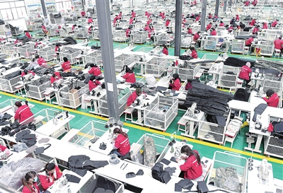 臨夏州和政縣各扶貧車(chē)間疫情防控和復(fù)工復(fù)產(chǎn)“兩不誤”