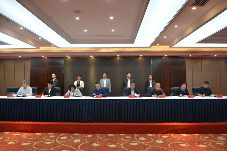 天水市在全省文旅產業(yè)項目建設推進會上簽約6個合作項目