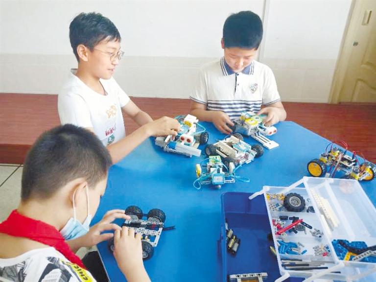 全國(guó)青少年機(jī)器人技術(shù)等級(jí)考試甘肅考區(qū)舉行線(xiàn)上考試