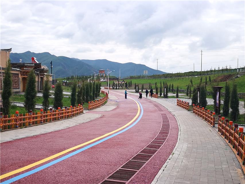 甘肅甘南州夏河縣安果村：吃上“旅游”飯，安心奔小康