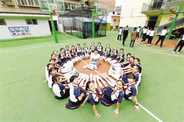 我們畢業(yè)啦！