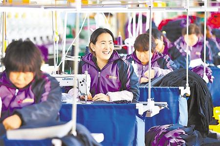 【抓“六穩(wěn)” 促“六?！薄糠€(wěn)就業(yè)有良策 保就業(yè)出實招——甘肅省全力以赴支持穩(wěn)定就業(yè)確保就業(yè)形勢總體穩(wěn)定