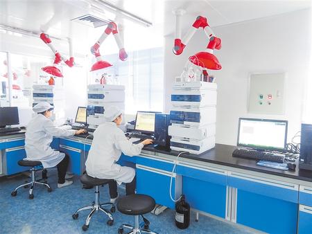 【抓“六穩(wěn)” 促“六?！薄繙p輕企業(yè)負擔(dān) 幫助渡過難關(guān)