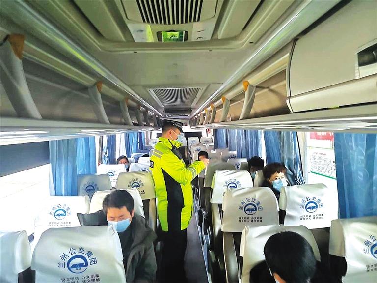 蘭州交警啟動(dòng)春運(yùn)最強(qiáng)交通安全保障已查處超員31起、飲酒醉酒駕駛39起