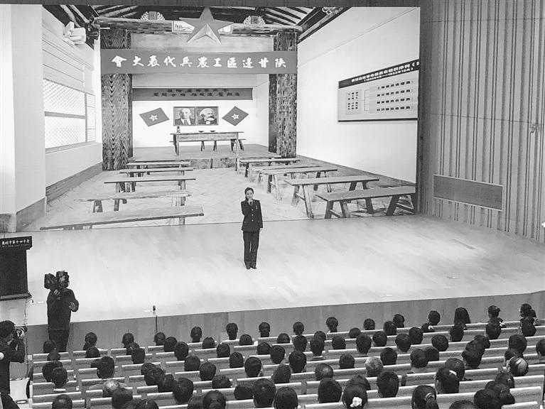 蘭州市開展“學(xué)黨史、頌黨恩、跟黨走”紅色文化進(jìn)校園活動