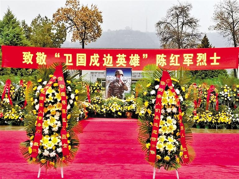 又是一年清明時(shí) 金城嗚咽祭英魂 “紅軍，我們看你來(lái)了！”