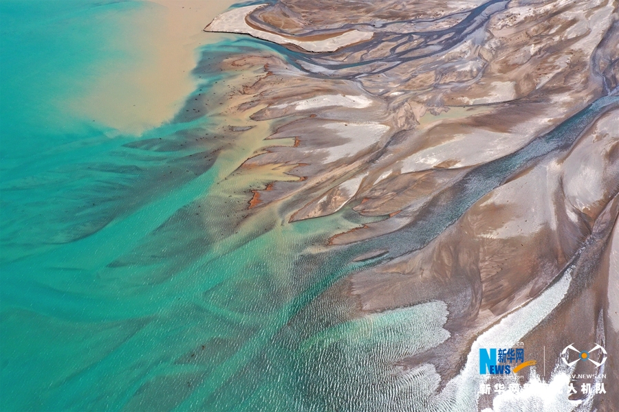 【“飛閱”中國】驚艷！昌馬湖畔：河流繪大地“扇面”