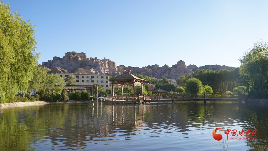 【小康圓夢·看甘肅】肅南：鄉(xiāng)村旅游托起百姓富?！敖痫埻搿?>
        </a><em>【小康圓夢·看甘肅】肅南：鄉(xiāng)村旅游托起百姓富?！敖痫埻搿?/em></li>
    <li><a  target=