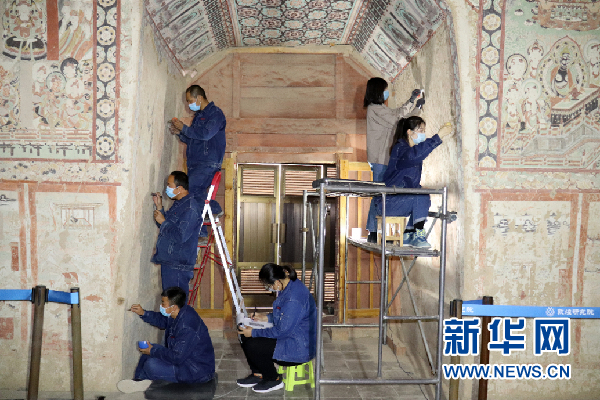 新“絲路人”的精神圖譜——記敦煌研究院古代壁畫與土遺址保護(hù)創(chuàng)新團(tuán)隊