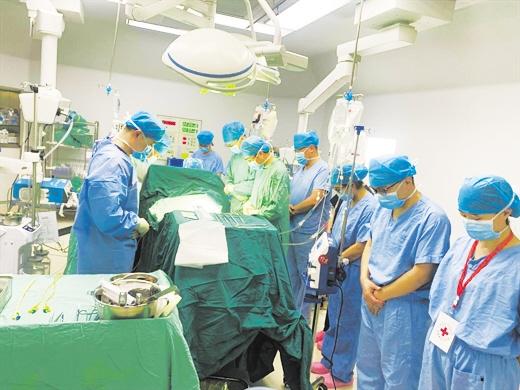 萍萍，謝謝你曾經(jīng)來(lái)過(guò)!蘭州一名11歲女孩不幸離世，父母捐獻(xiàn)女兒器官