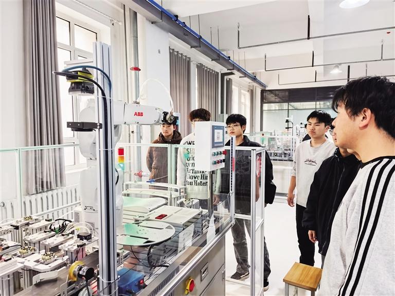 實訓育能強本領(lǐng) 產(chǎn)教協(xié)同促就業(yè)